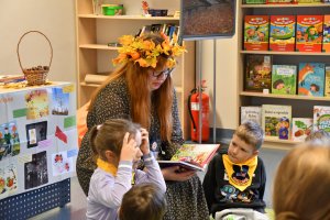 Na zdjęciu dzieci w czasie zajęć