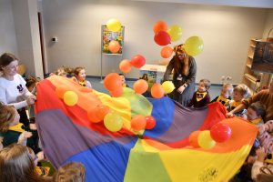 Na zdjęciu dzieci w czasie zajęć