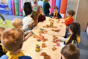 Na zdjęciu dzieci w czasie zajęć