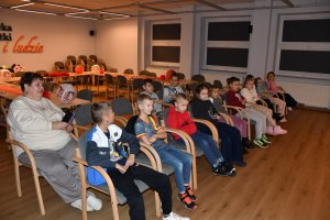 Na zdjęciu dzieci w czasie zajęć