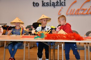 Na zdjęciu dzieci w czasie zajęć4