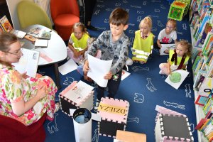 Na zdjęciu dzieci w czasie zajęć