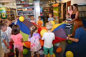 Na zdjęciu dzieci w czasie zajęć