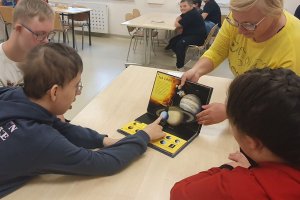 Na zdjęciu dzieci w czasie zajęć