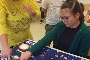 Na zdjęciu dzieci w czasie zajęć