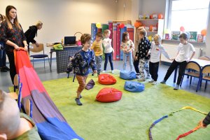 Na zdjęciu dzieci w czasie zajęć