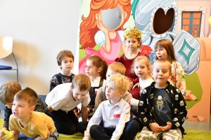 Na zdjęciu dzieci w czasie zajęć