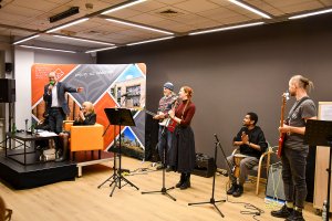 dsc_3926_cr_1200x800_CR_1200x800