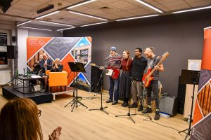 dsc_3935_cr_1200x800_CR_1200x800