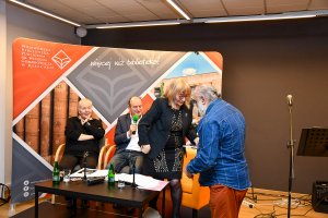 dsc_3956_cr_1200x800_CR_1200x800