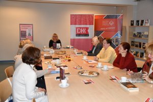 Na zdjęciu członkowie klubu.