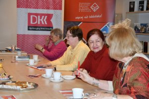 Na zdjęciu członkowie klubu.