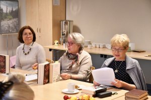 Na zdjęciu członkowie klubu.