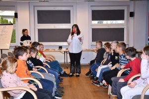 Na zdjęciu dzieci w czasie zajęć