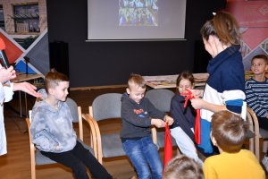 Na zdjęciu dzieci w czasie zajęć