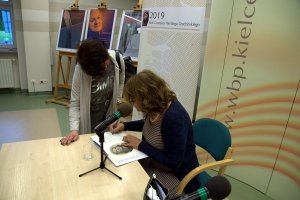 Spotkanie autorskie z Anną Bikont (21.05.2019)