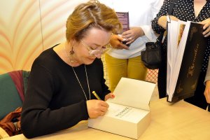 Spotkanie autorskie z Elżbietą Cherezińską (24.10.2019)