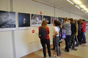 Otwarcie wystawy zdjęć NASA z misji Apollo na Księżyc pt. „Z Księżyca na Marsa i dalej” (13.11.2019)