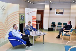 Na spotkaniu obecny był także dyrektor biblioteki, Andrzej Dąbrowski.