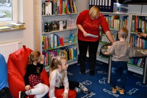 Na zdjęciu dzieci w czasie zajęć.