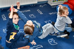 Na zdjęciu dzieci w czasie zajęć.