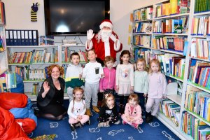 Na zdjęciu dzieci w czasie zajęć.