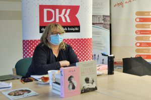 Na zdjęciu prowadząca spotkanie Magda Michota