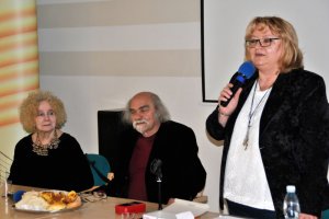 Na zdjęciu główni goście.