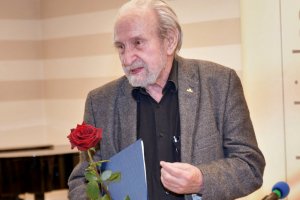 Na zdjęciu profesor Jerzy Adamczyk