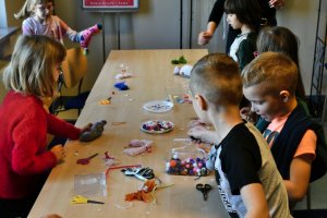 Na zdjęciu dzieci w czasie zajęć.