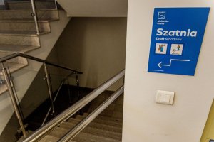 Schody do szatni.