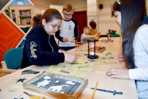 Na zdjęciu dzieci w czasie zajęć.