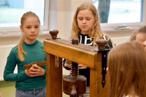 Na zdjęciu dzieci w czasie zajęć.