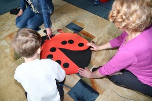 Na zdjęciu dzieci w czasie zajęć.