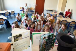 Na zdjęciu dzieci w czasie zajęć.