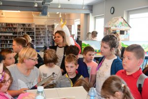 Na zdjęciu dzieci w czasie zajęć.