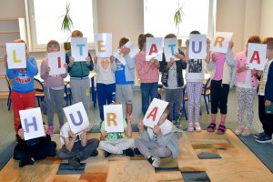 Na zdjęciu dzieci w czasie zajęć.