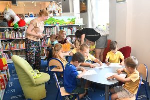 Na zdjęciu dzieci w czasie zajęć.