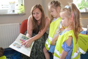 Na zdjęciu dzieci w czasie zajęć.