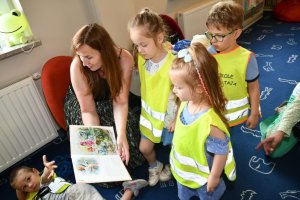 Na zdjęciu dzieci w czasie zajęć.