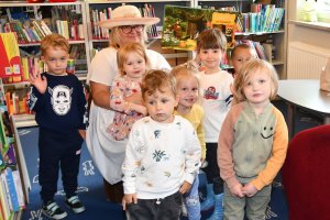 Na zdjęciu dzieci w czasie zajęć.