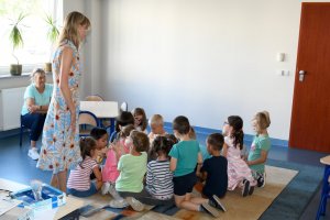 Na zdjęciu dzieci w czasie zajęć.