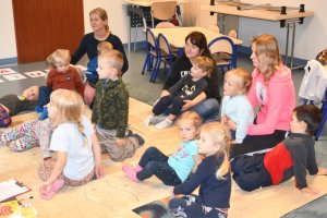 Na zdjęciu dzieci w czasie zajęć.