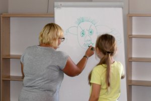 Na zdjęciu dzieci w czasie zajęć.