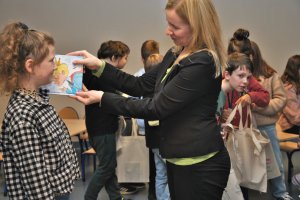 Na zdjęciu dzieci w czasie zajęć.