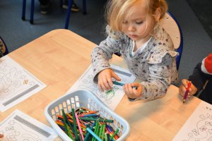 Na zdjęciu dzieci w czasie zajęć.