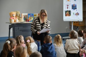 Na zdjęciu dzieci w czasie zajęć.