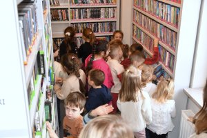 Na zdjęciu dzieci w czasie zajęć.