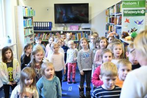 Na zdjęciu dzieci w czasie zajęć.