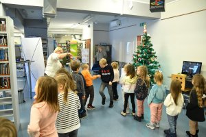 Na zdjęciu dzieci w czasie zajęć.